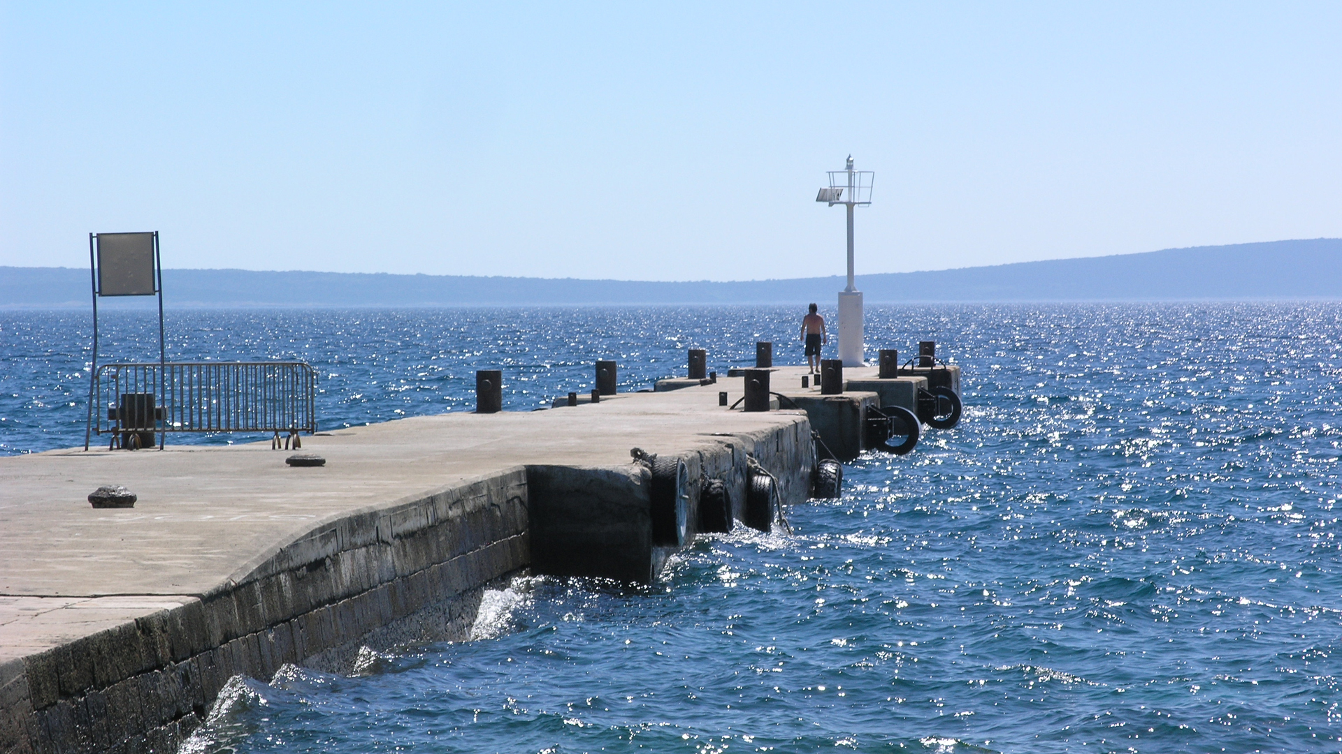 Fotostrecke Sommer Abbildung 20: Schiffsanlegestelle der Insel Silba in Kroatien