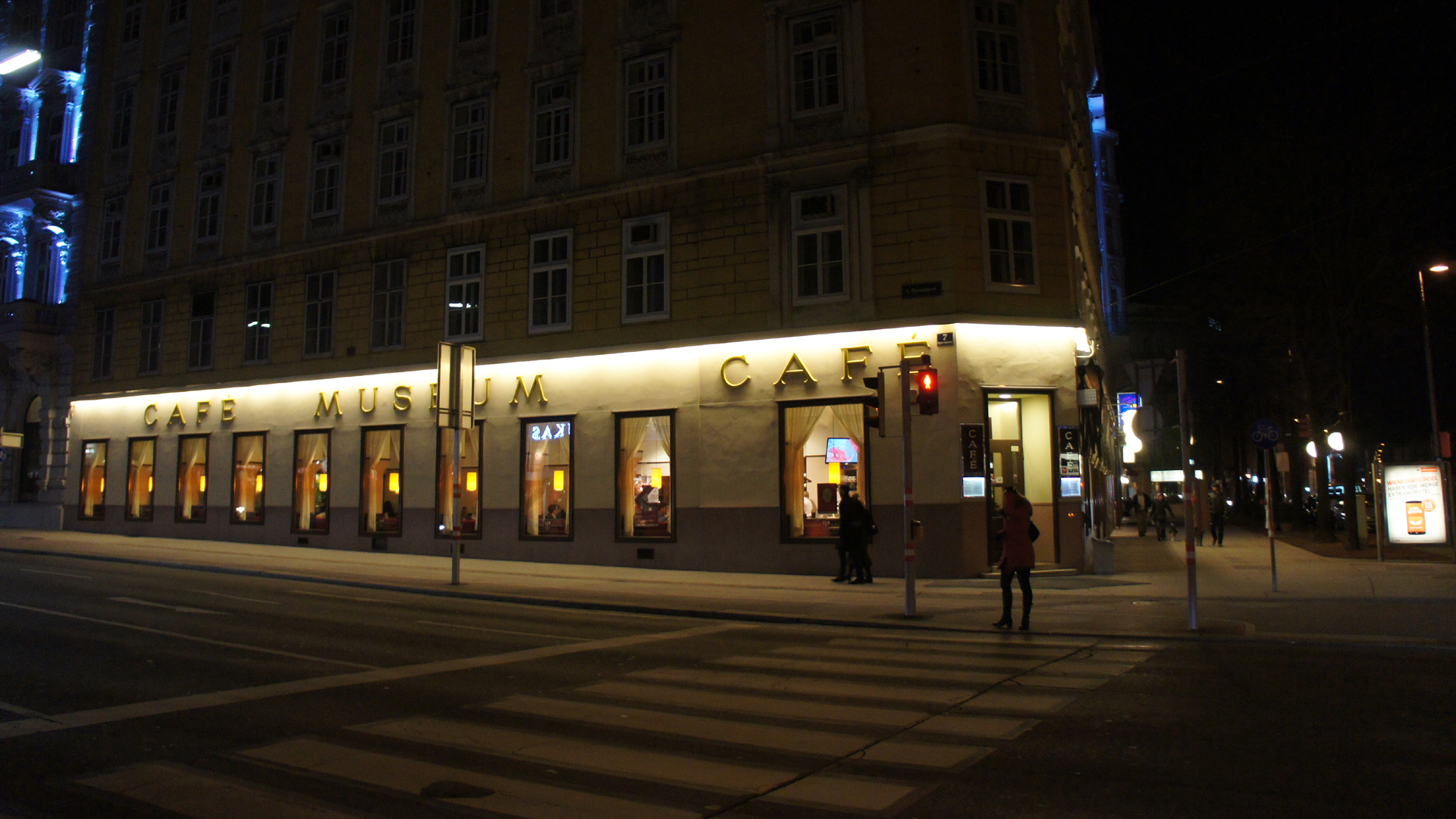 Fotostrecke Wien bei Nacht 27: Café Museum