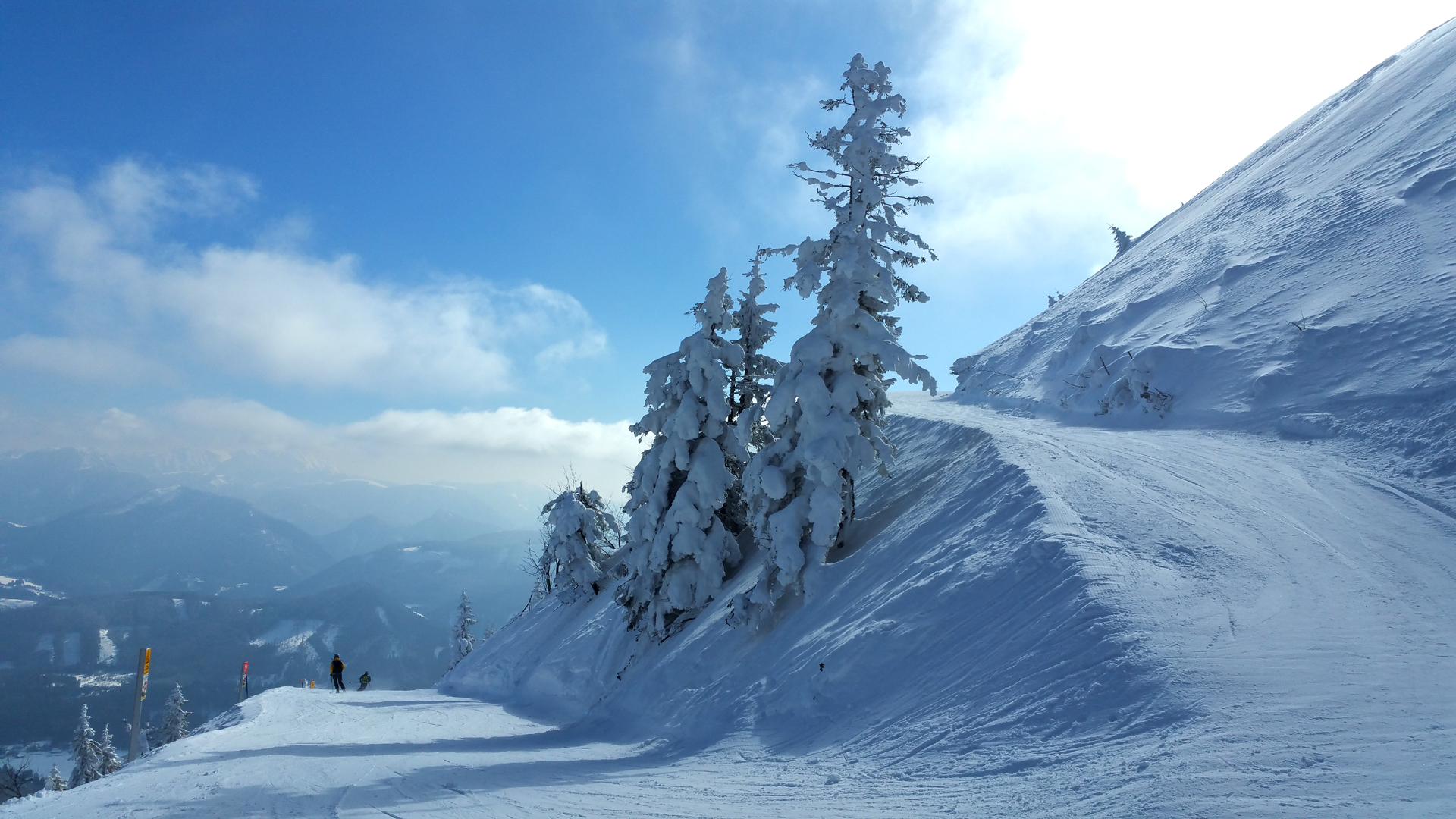 Fotostrecke Winter Abbildung 24: Skiabfahrt vom Terzerhaus auf der Gemeindealpe ins Tal nach Mitterbach (Niederösterreich)