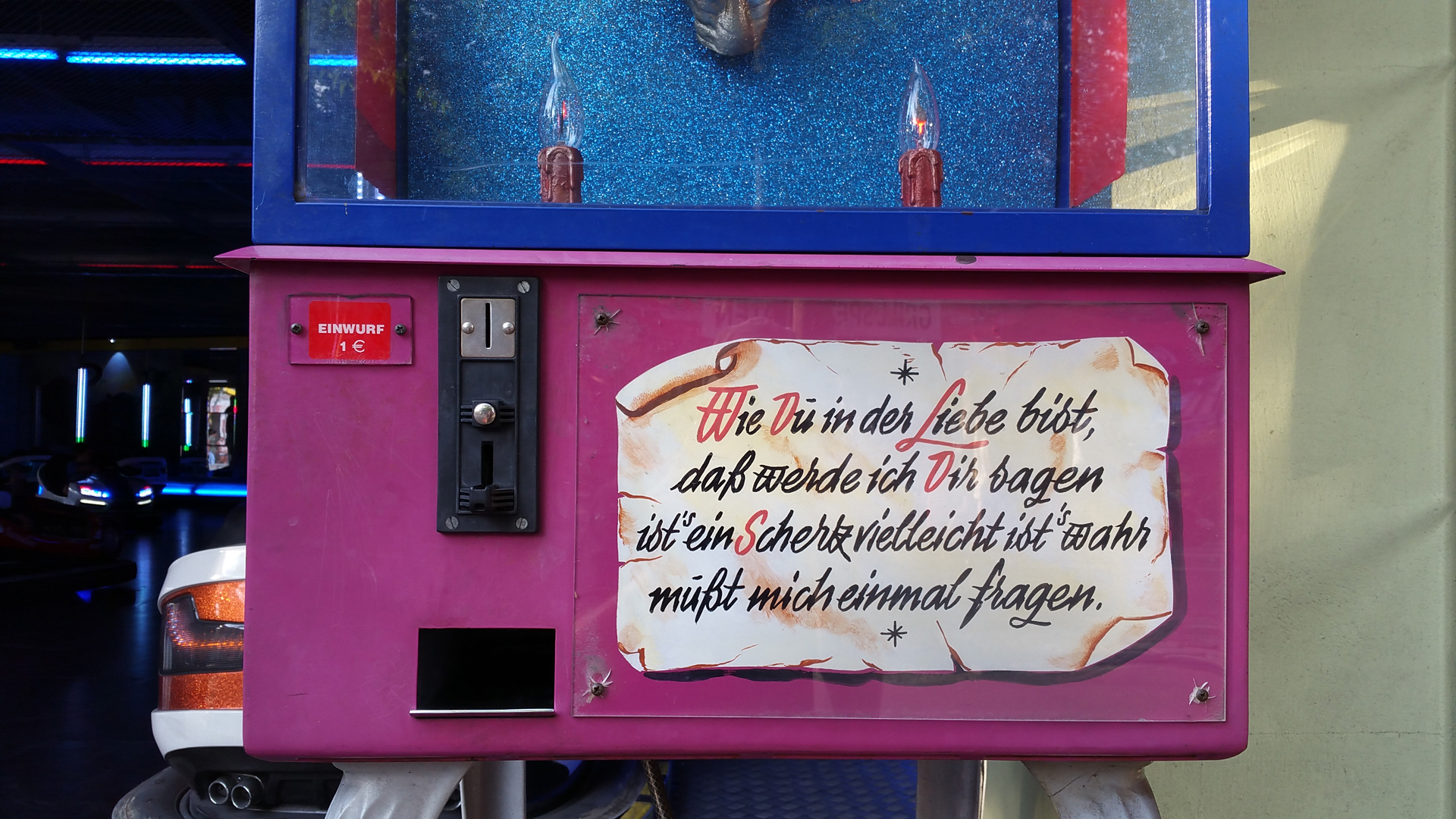 Fotostrecke Wir 19: Liebeswahrsageautomat  im Wiener Prater